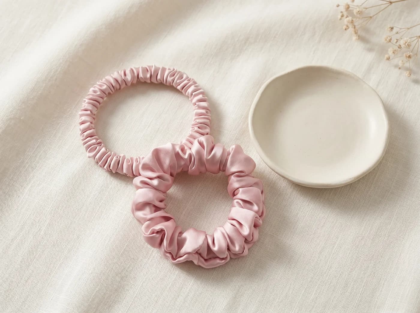 Smoothday Silk Scrunchies - Set of Two lifestyle scene